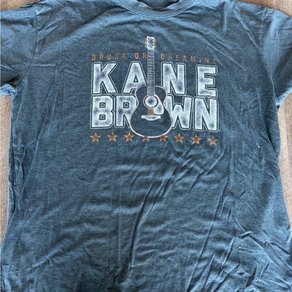 Kane Brown Graphic Tee - women’s large. EUC